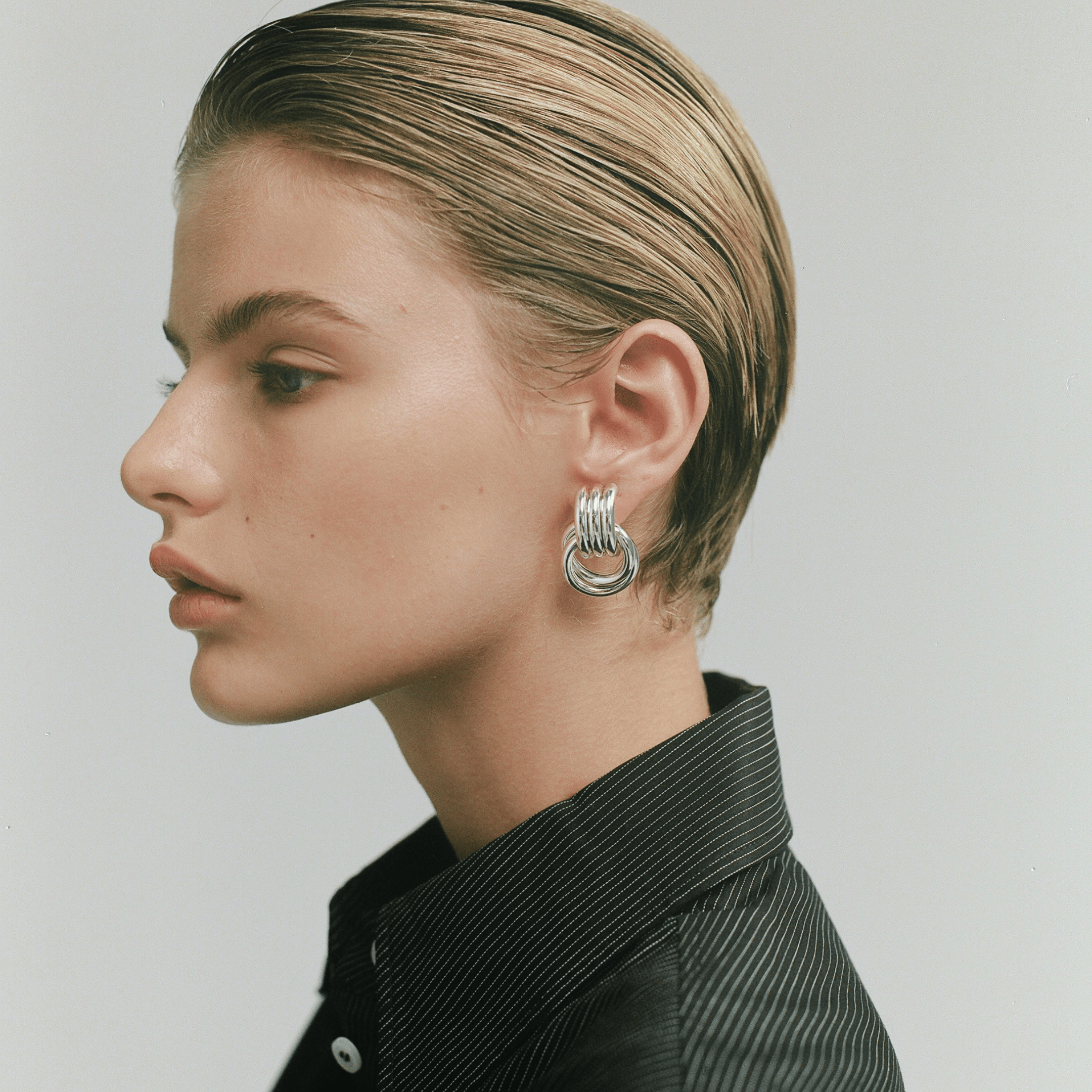 Heaven Mayhem MINI KNOT EARRINGS