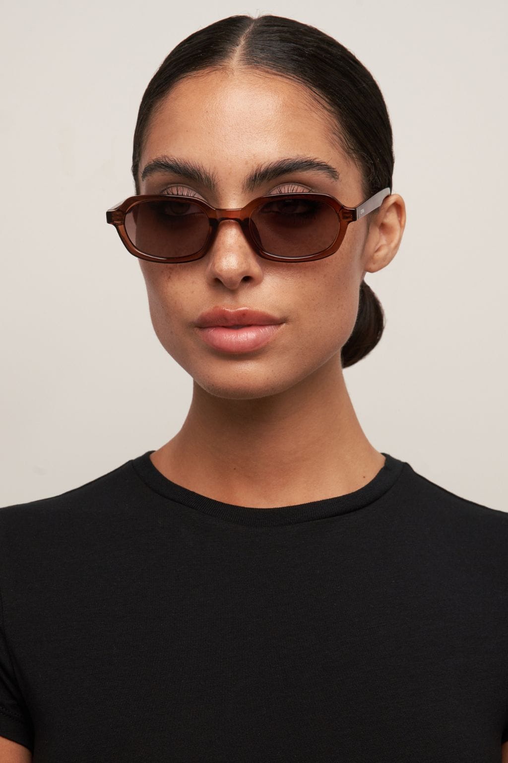 Abby (Transparent Maple)