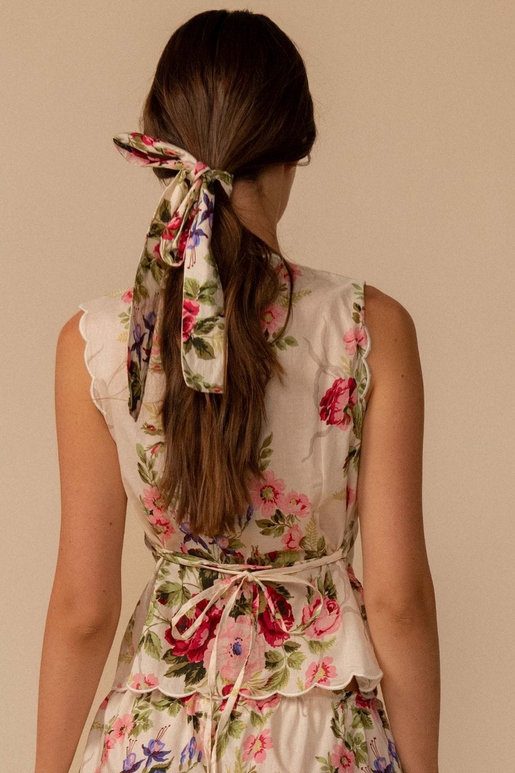 Bouquet Scalloped Vest