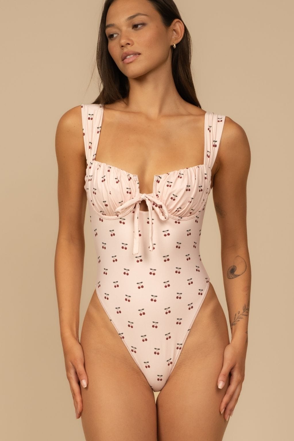 Cherry Pattern Cache-Coeur One-Piece 希少色 Cherries Petal Variation One-Piece