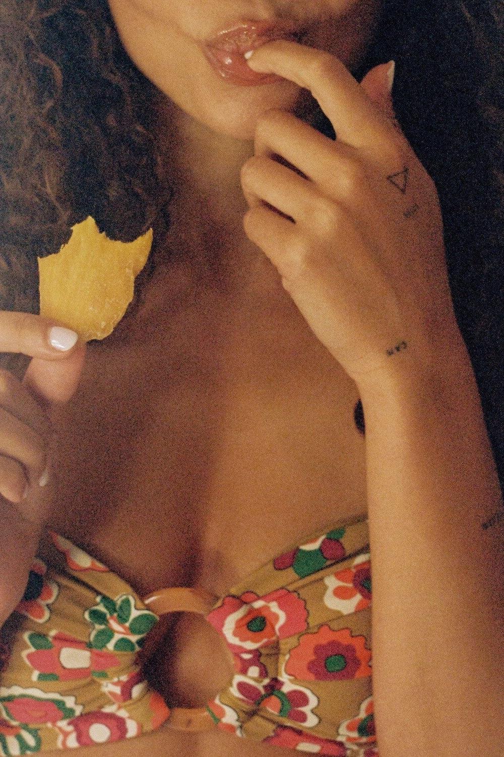 Mazzy Floral Tori Ties Bandeau Bikini Top