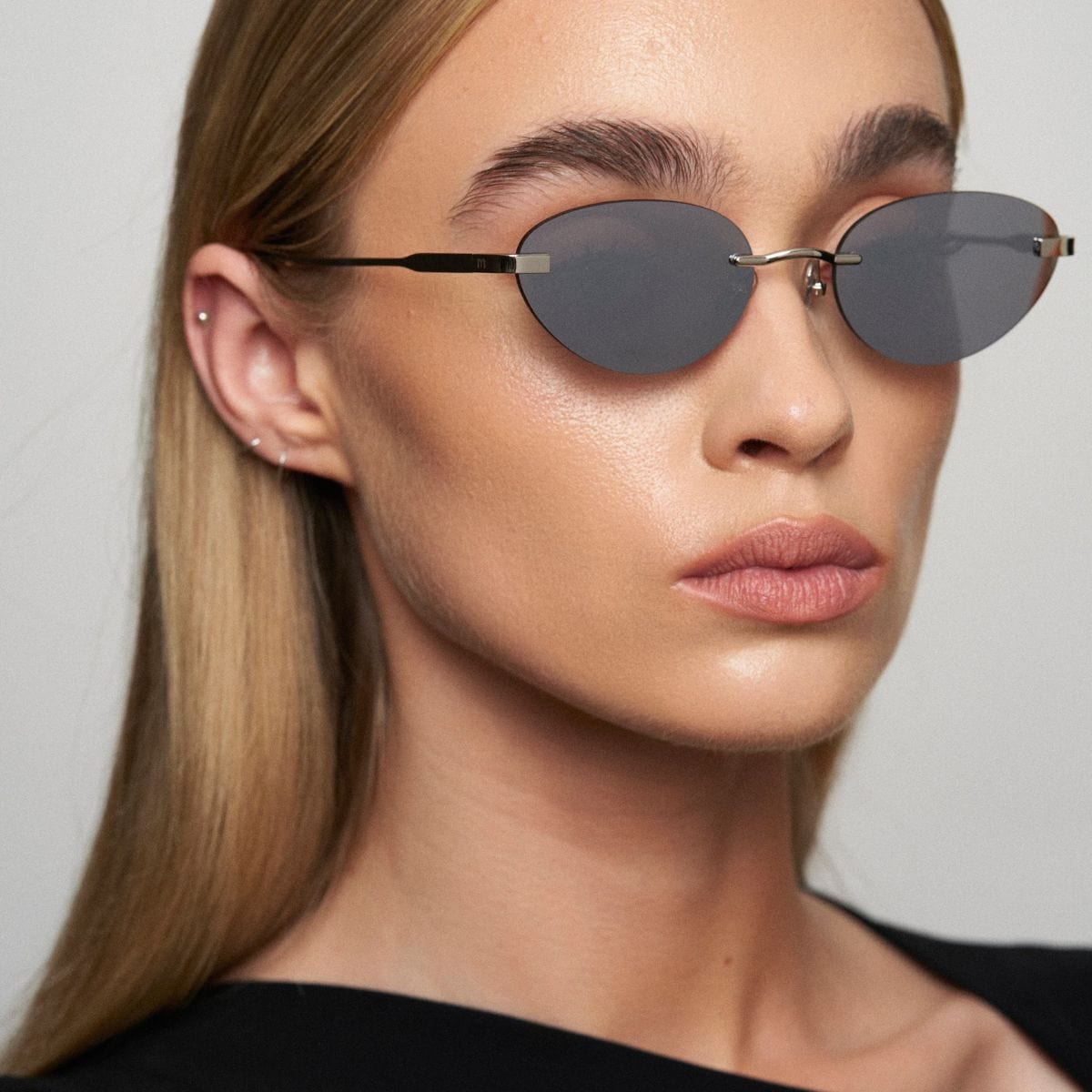 Trinity Sunglasses (Gloss Silver)
