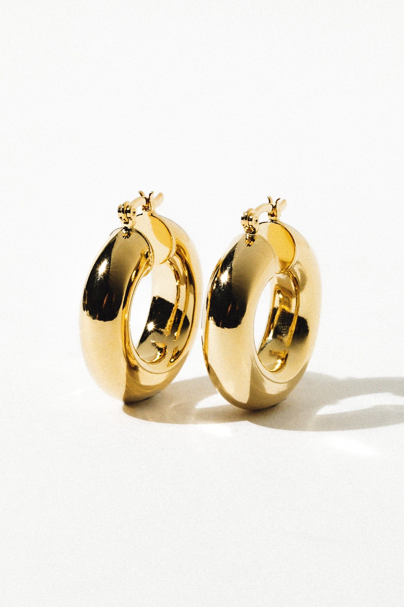 Small Aubree Tube Hoops