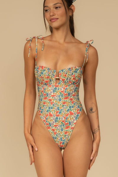 FlorenciaFloral_PetalOne-