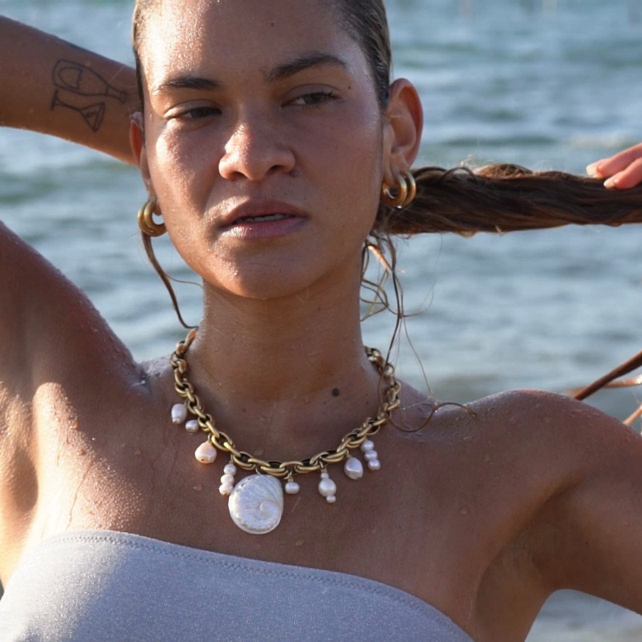 Cala Necklace