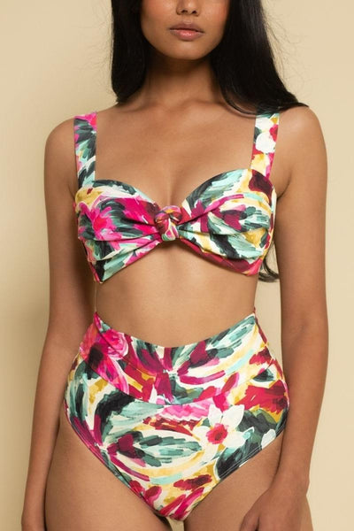 IslaFloral_HaydenBikiniTop_stu