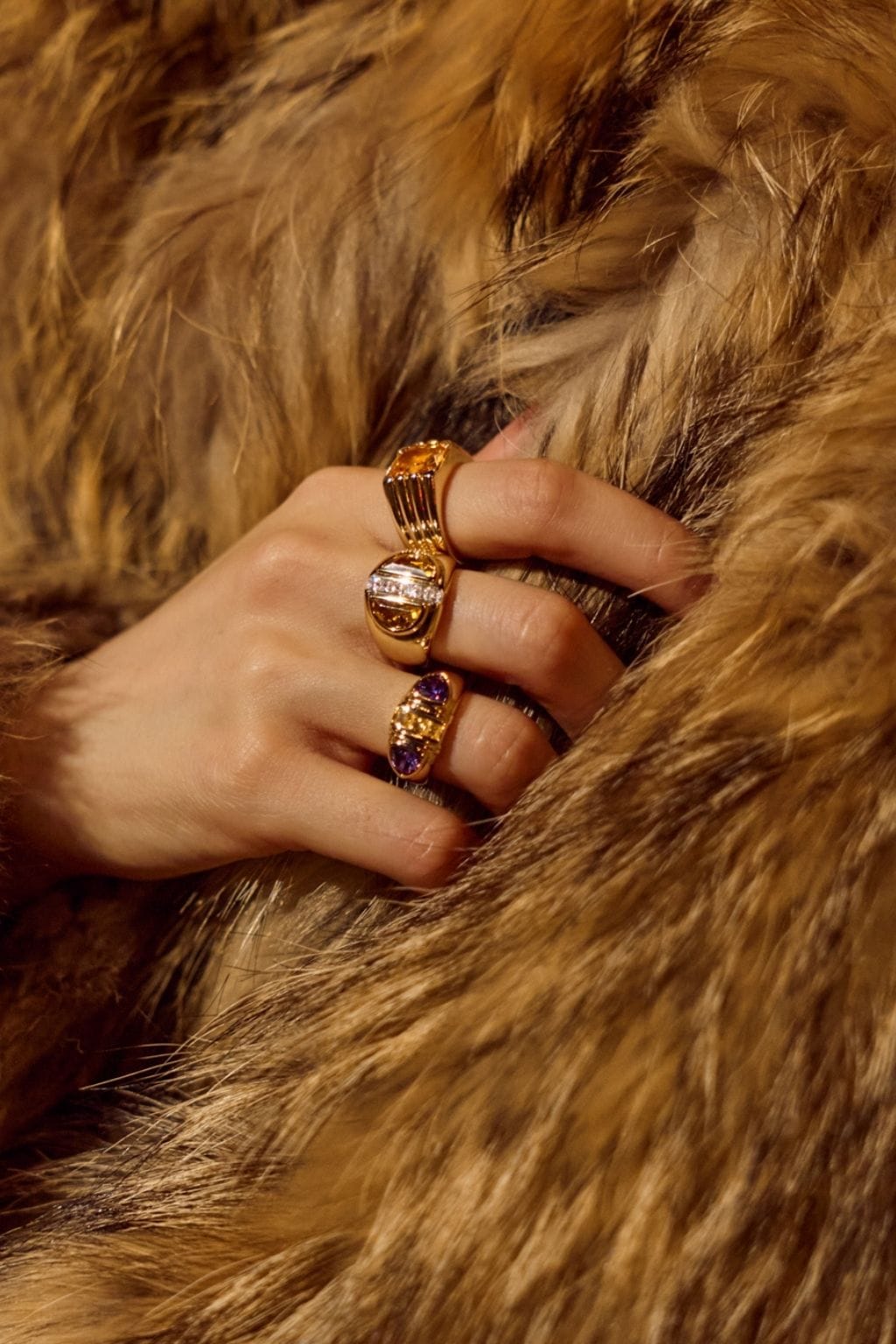 The Antoinette Stone Cigar Ring (Gold)